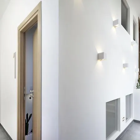 Mini House App To 1 Apartament