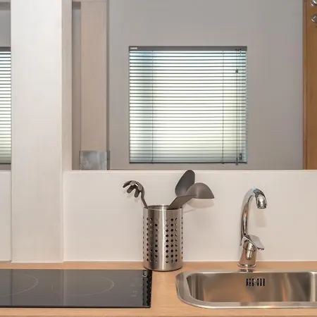 Mini House App To 1 Apartament