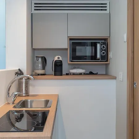 Apartament Mini House App To 1 *